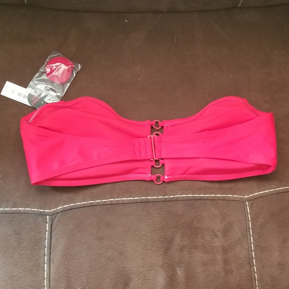 Bathing suit - Picture 2 of 2